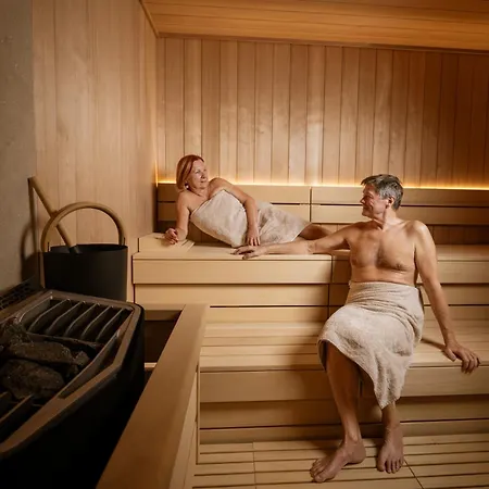 ديلفين فندق إيزولا