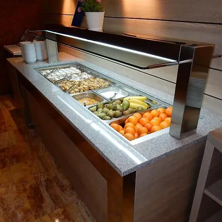 ديلفين 3* إيزولا